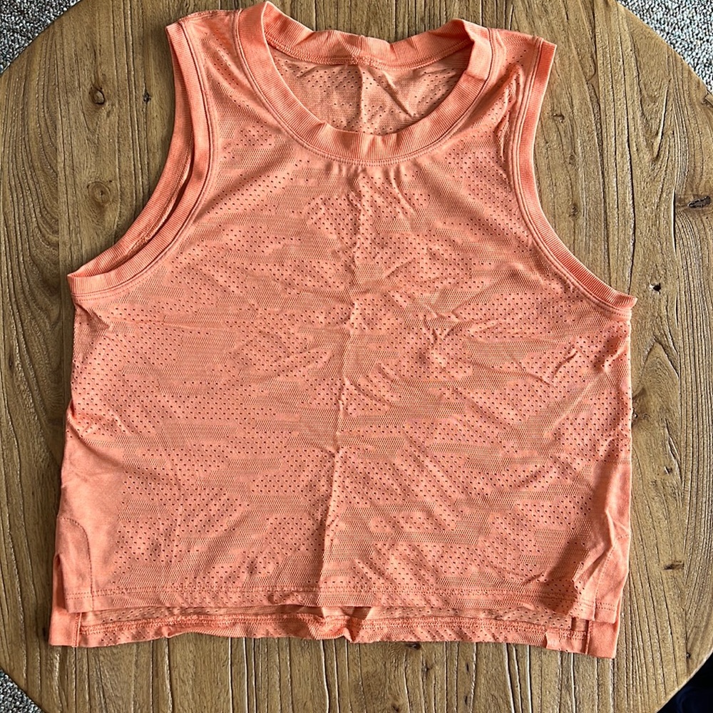 lululemon Train To Be Tank - camo